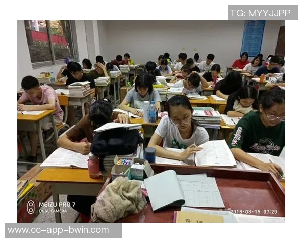 35岁皮亚尼奇宣布退役转行经纪人开启新人生篇章 35岁皮亚尼奇宣布退役转行经纪人开启新人生篇章