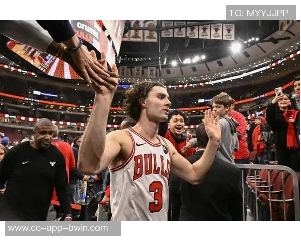 里弗斯称赞库兹马多才多艺防守高大后卫吉迪展现其真正价值 里弗斯称赞库兹马多才多艺防守高大后卫吉迪展现其真正价值